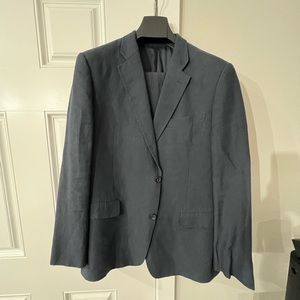 Navy linen suit from Nordstrom.